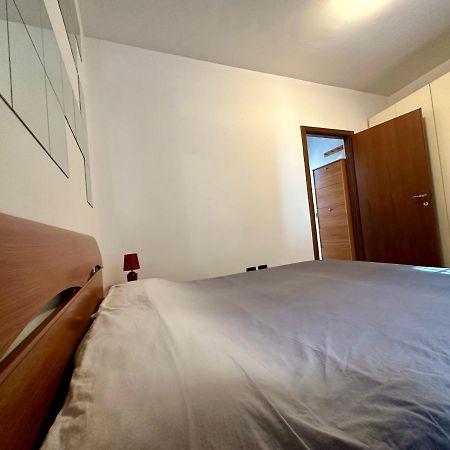 לונאטו Fontanone Apartment מראה חיצוני תמונה