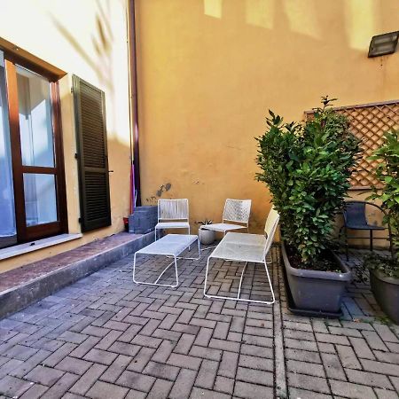 לונאטו Fontanone Apartment מראה חיצוני תמונה